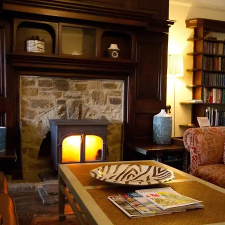 Costislost House Bed & Breakfast